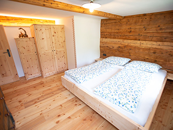 Doppelbettzimmer im Innerforchhof 